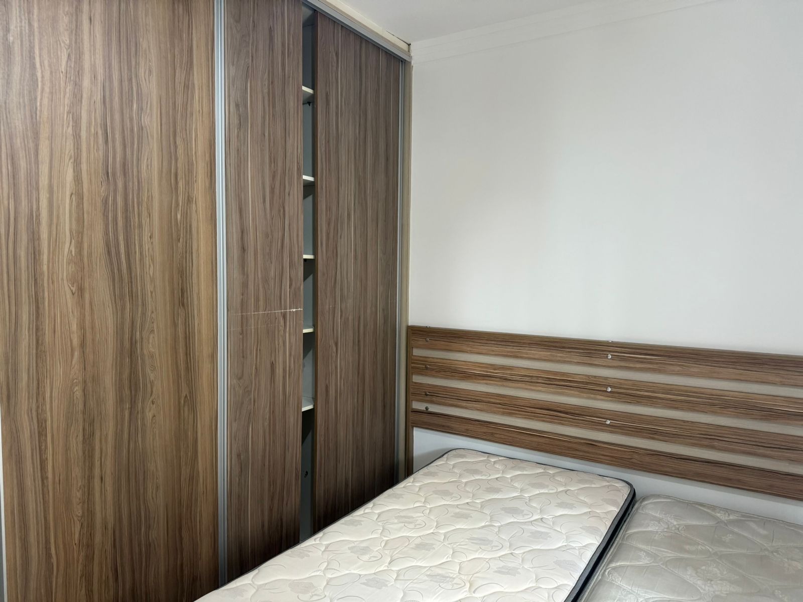 Apartamento à venda com 3 quartos, 100m² - Foto 7