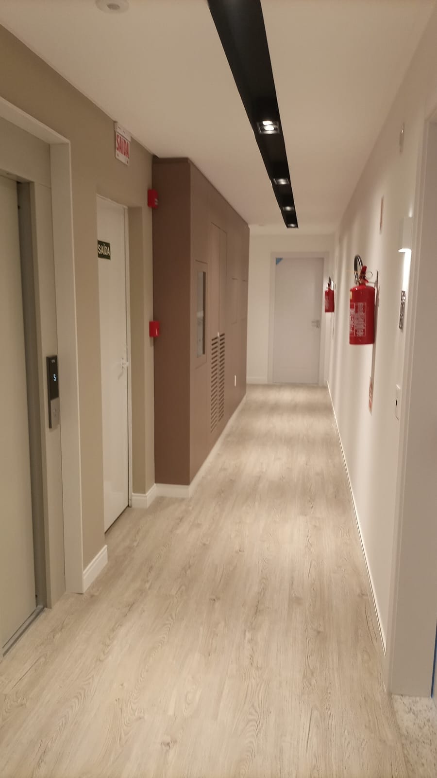 Apartamento à venda com 2 quartos, 65m² - Foto 12