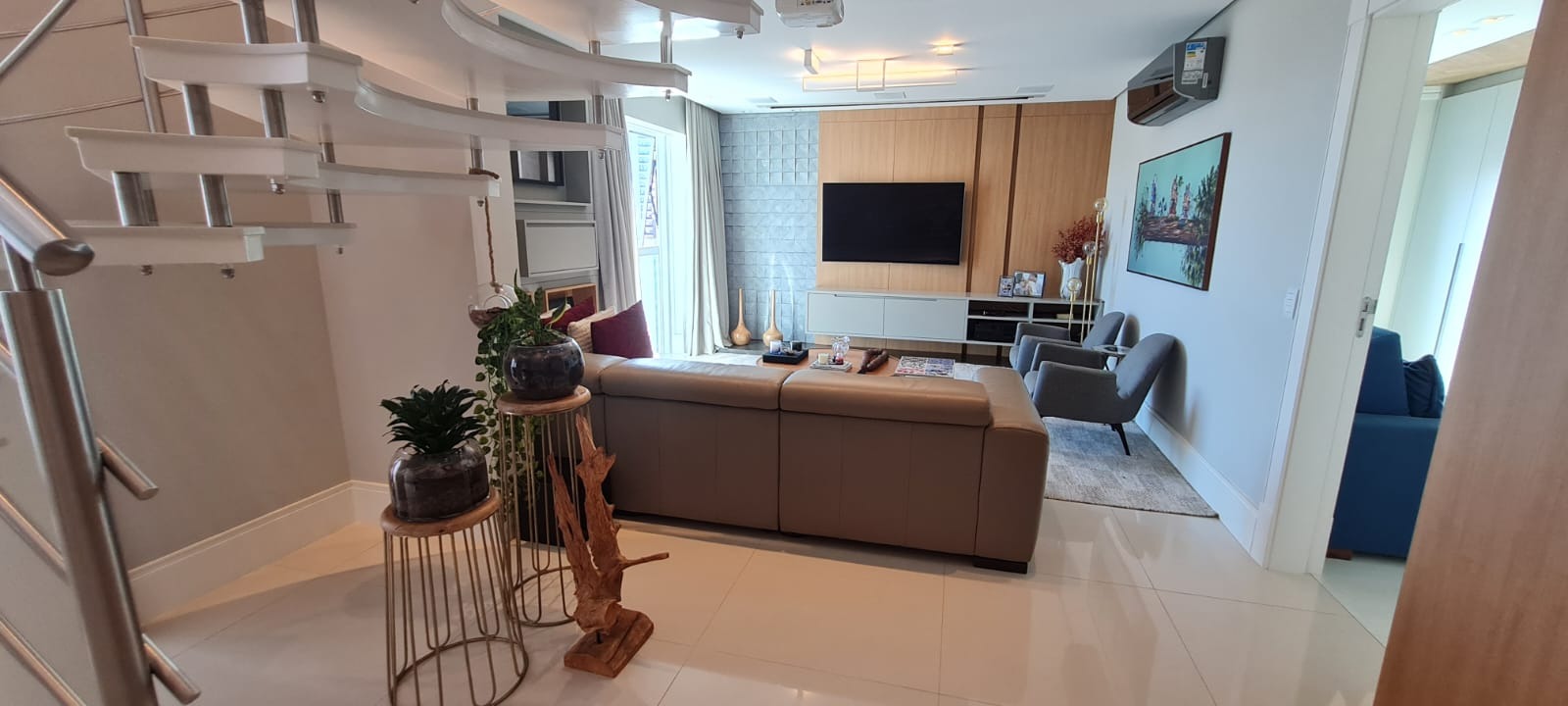 Apartamento à venda com 4 quartos, 233m² - Foto 13