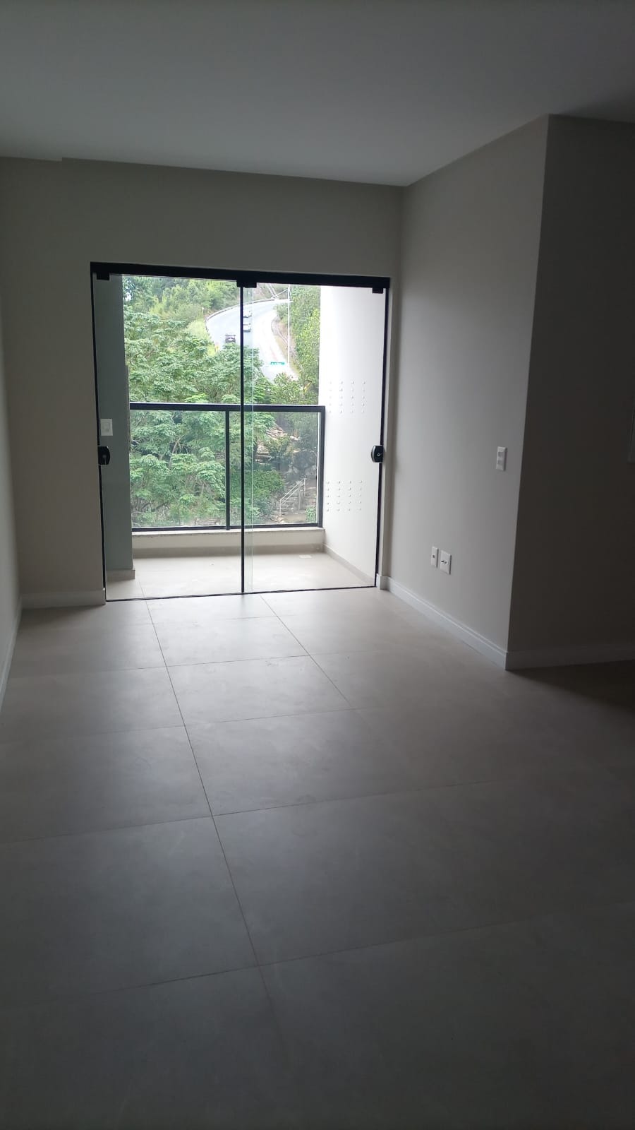 Apartamento à venda com 2 quartos, 65m² - Foto 1