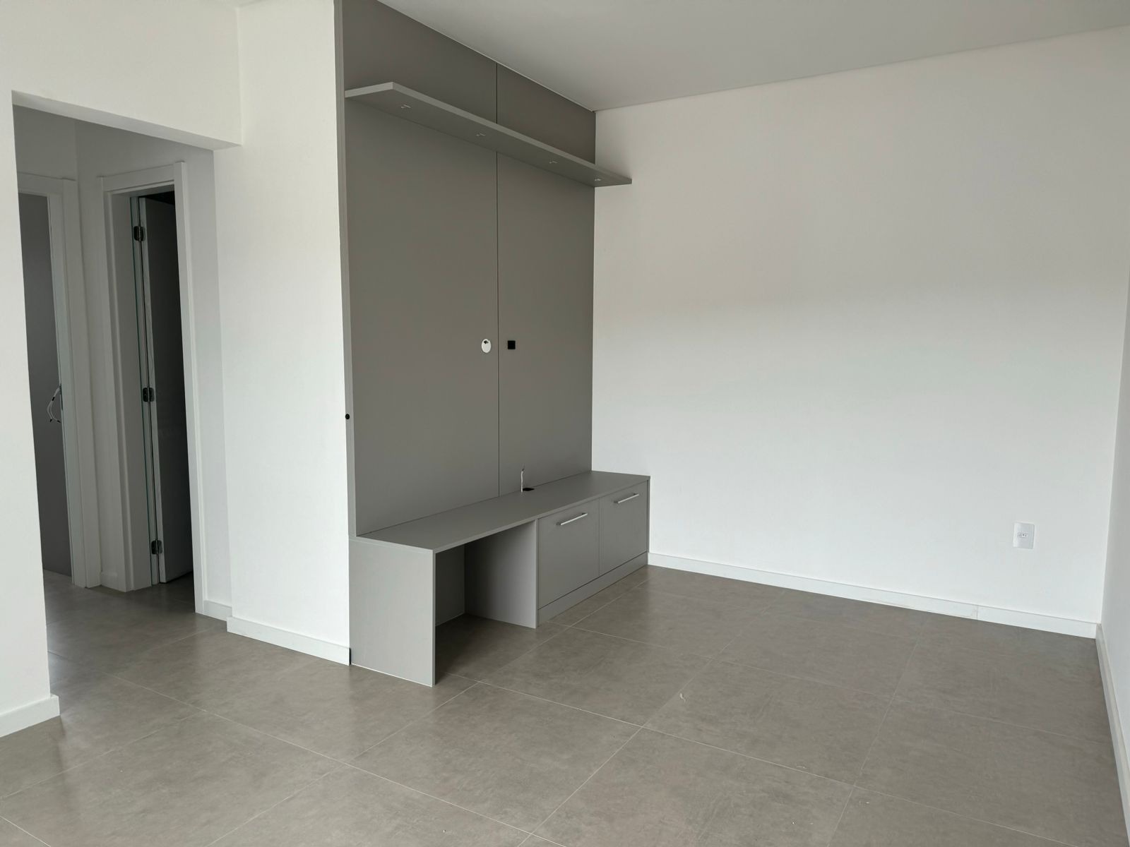 Apartamento à venda com 2 quartos, 65m² - Foto 8