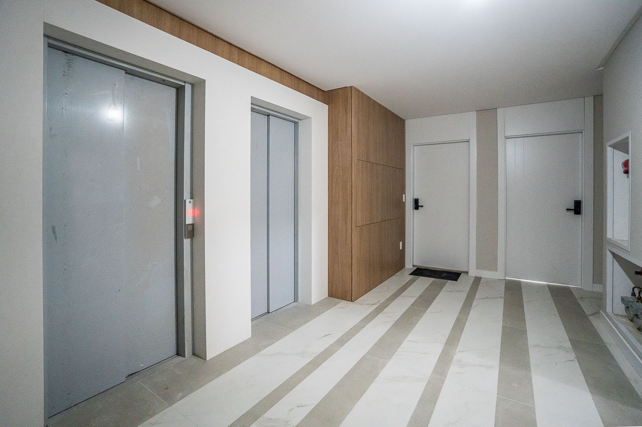 Apartamento à venda com 3 quartos, 133m² - Foto 25