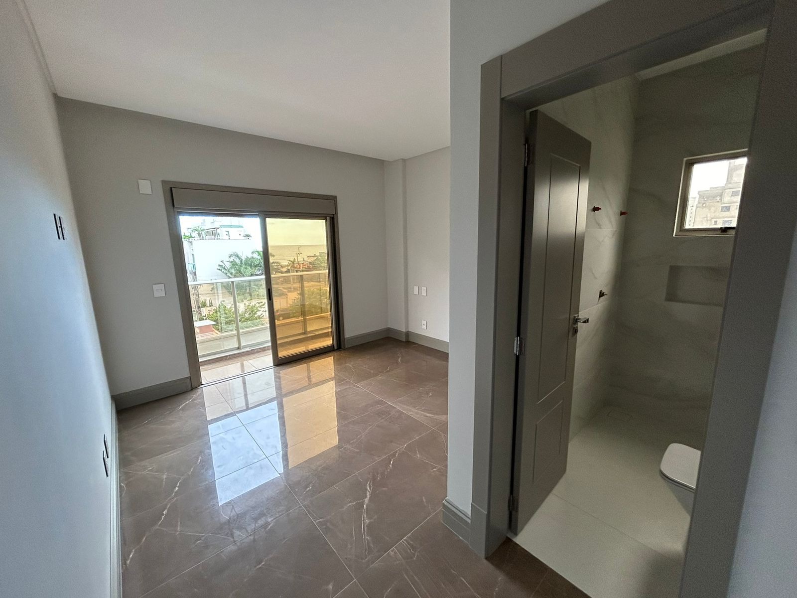 Apartamento à venda com 3 quartos, 119m² - Foto 9