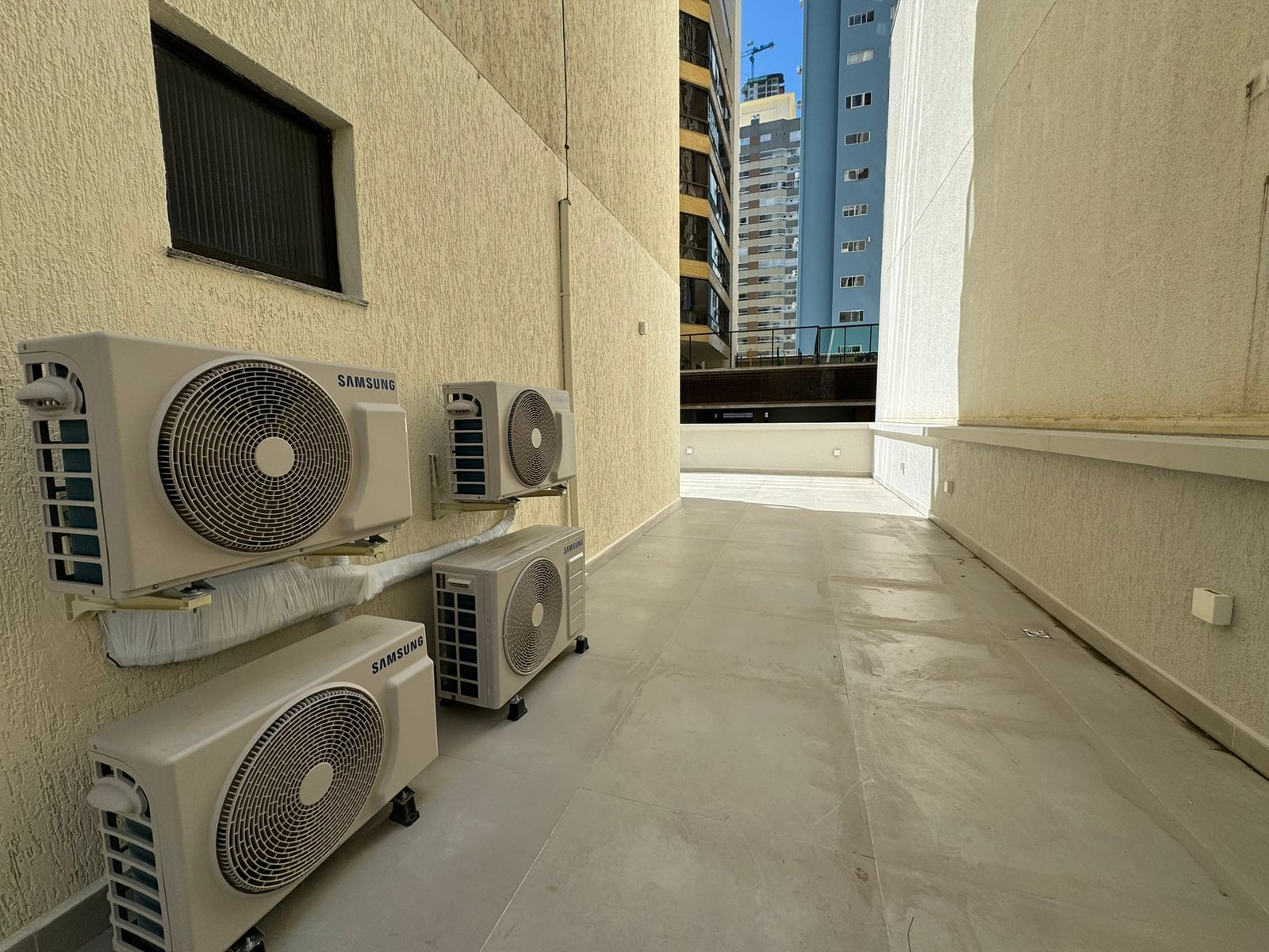 Apartamento para alugar com 3 quartos, 200m² - Foto 31