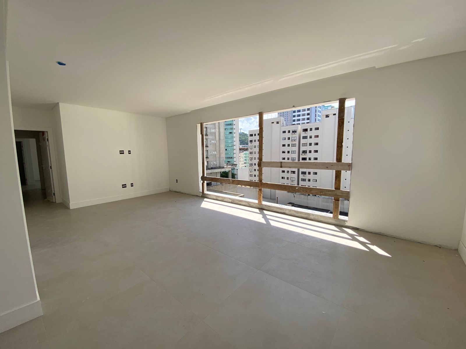 Apartamento à venda com 3 quartos, 125m² - Foto 6