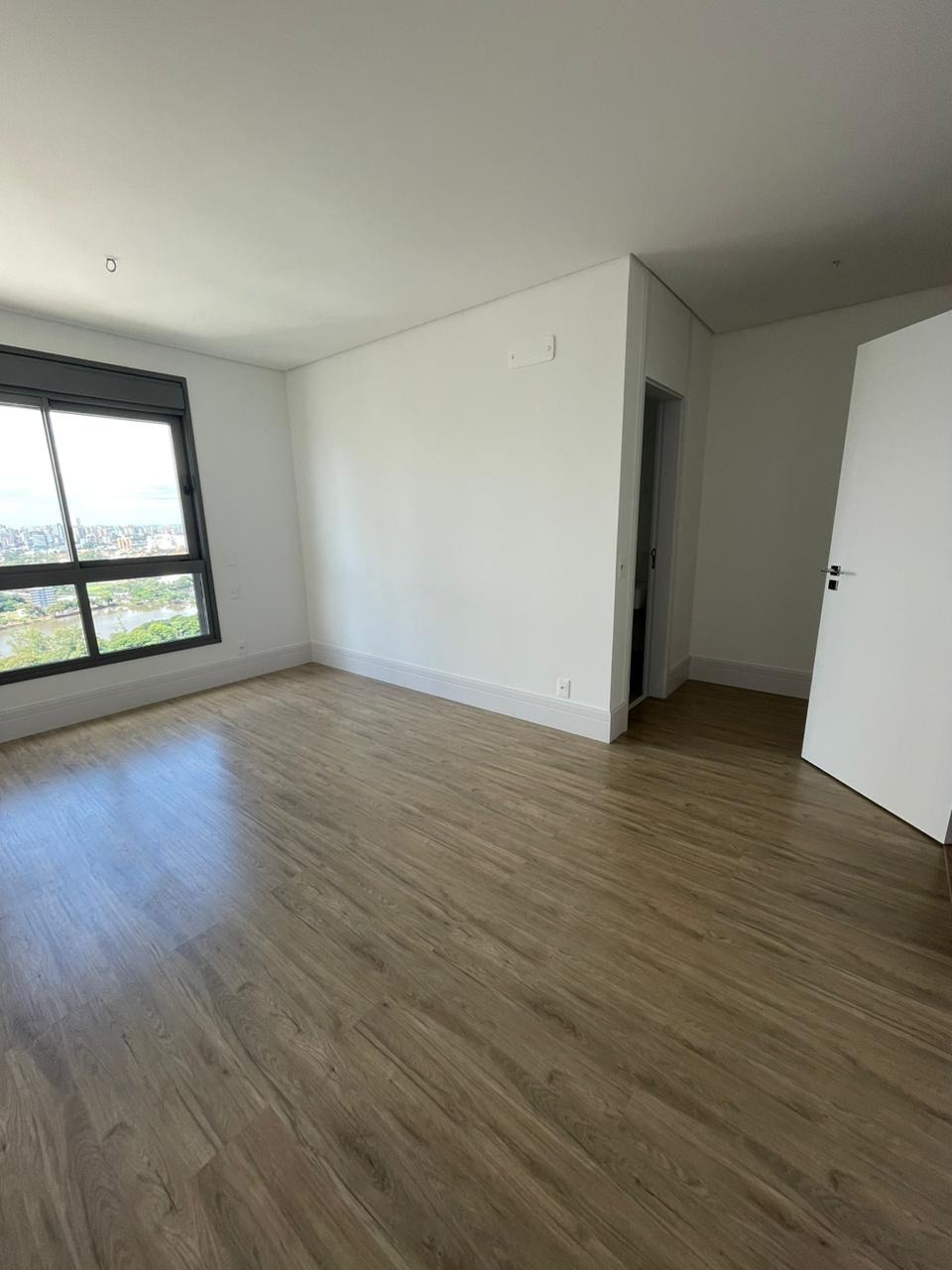 Apartamento à venda com 3 quartos, 323m² - Foto 12