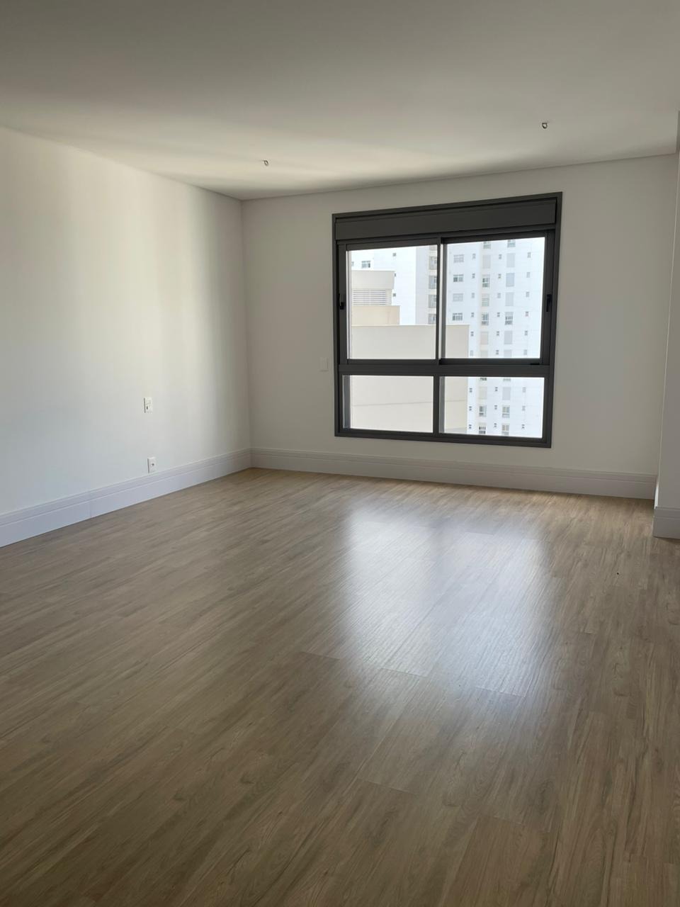 Apartamento à venda com 3 quartos, 323m² - Foto 10