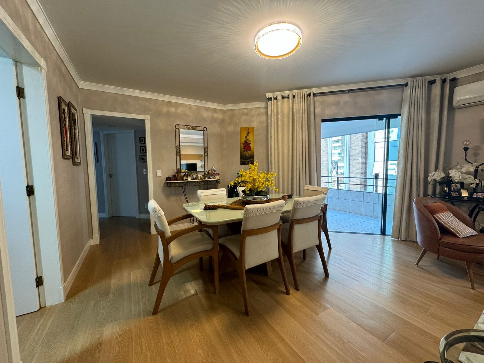 Apartamento à venda com 3 quartos, 173m² - Foto 3