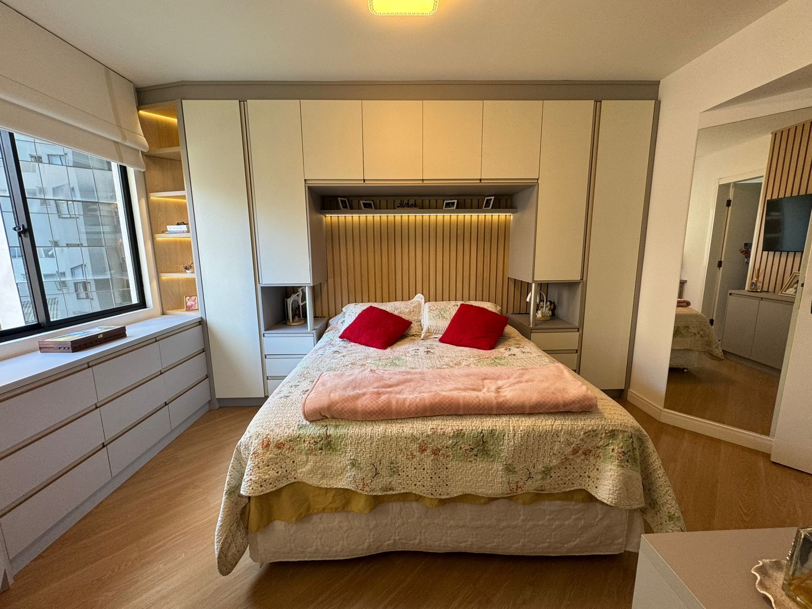 Apartamento à venda com 3 quartos, 173m² - Foto 12