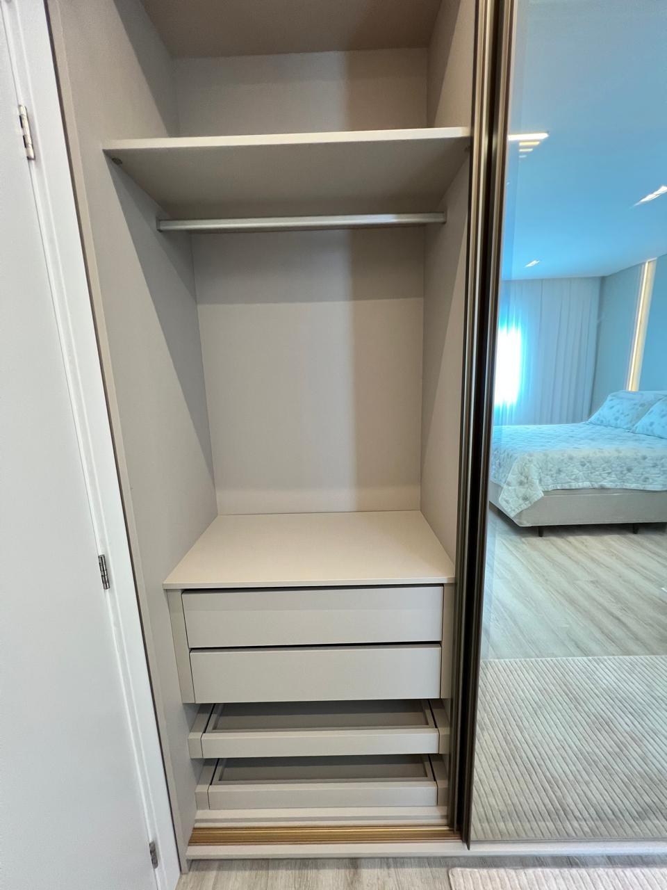 Apartamento à venda com 4 quartos, 142m² - Foto 18