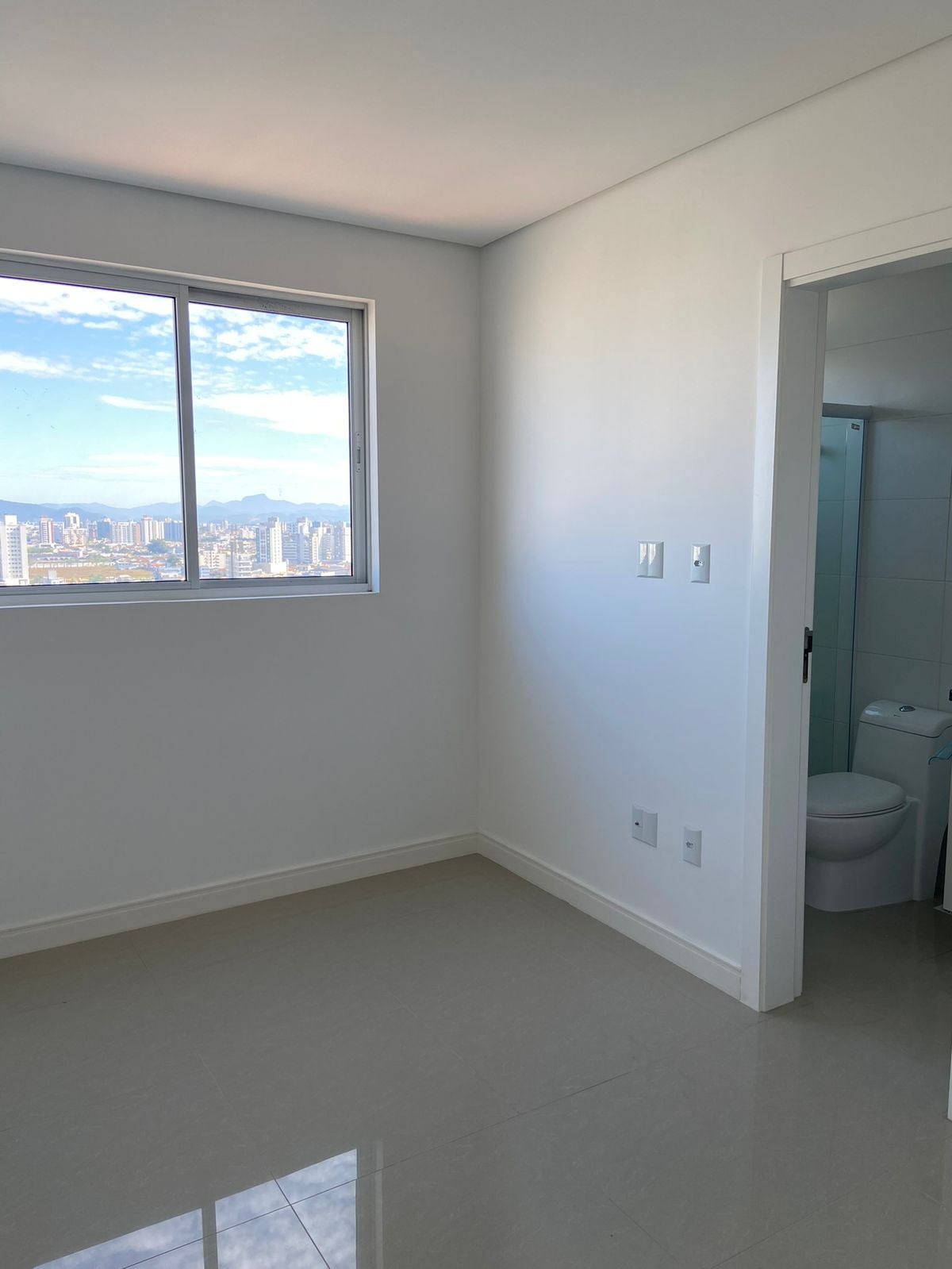 Apartamento à venda com 2 quartos, 80m² - Foto 8