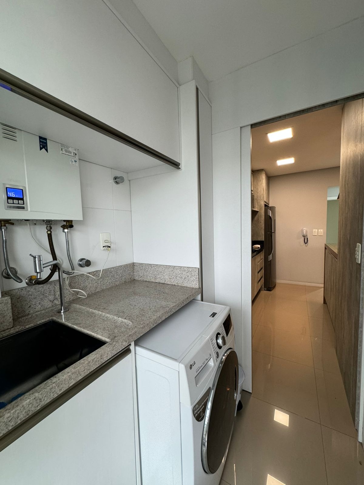 Apartamento para alugar com 2 quartos, 80m² - Foto 15