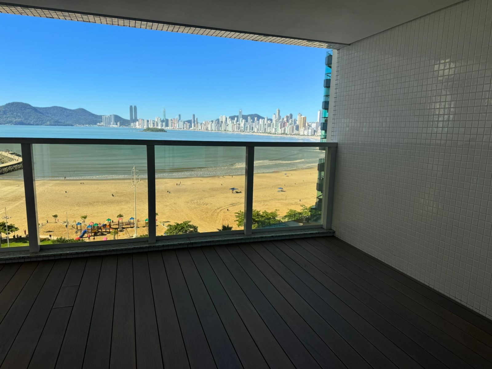 Apartamento à venda com 5 quartos, 239m² - Foto 16