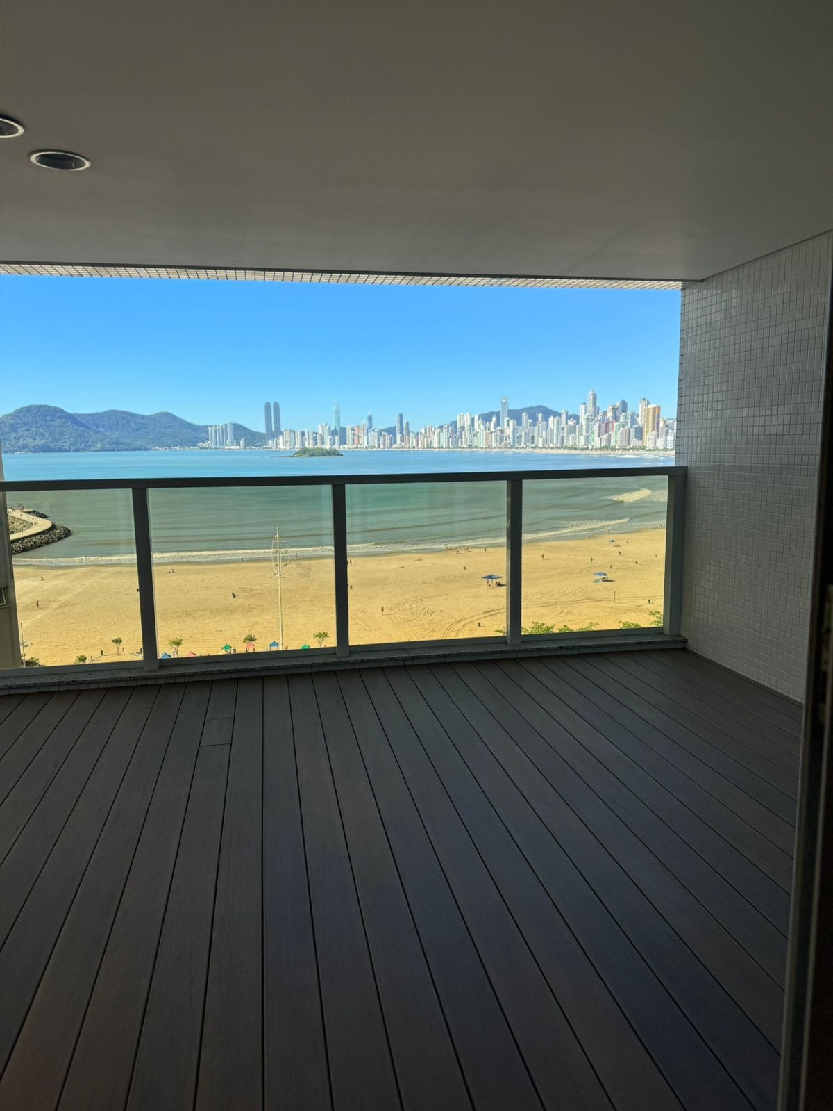 Apartamento à venda com 5 quartos, 239m² - Foto 10