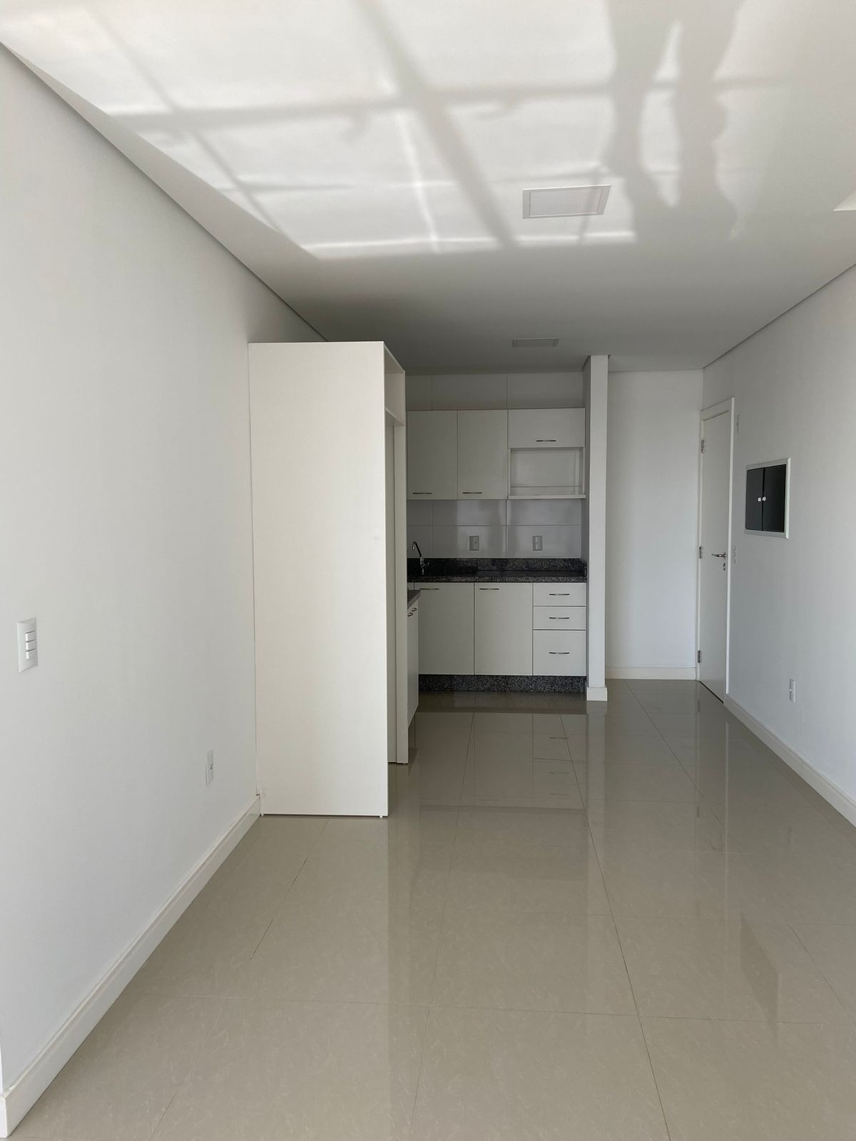 Apartamento à venda com 1 quarto, 40m² - Foto 3