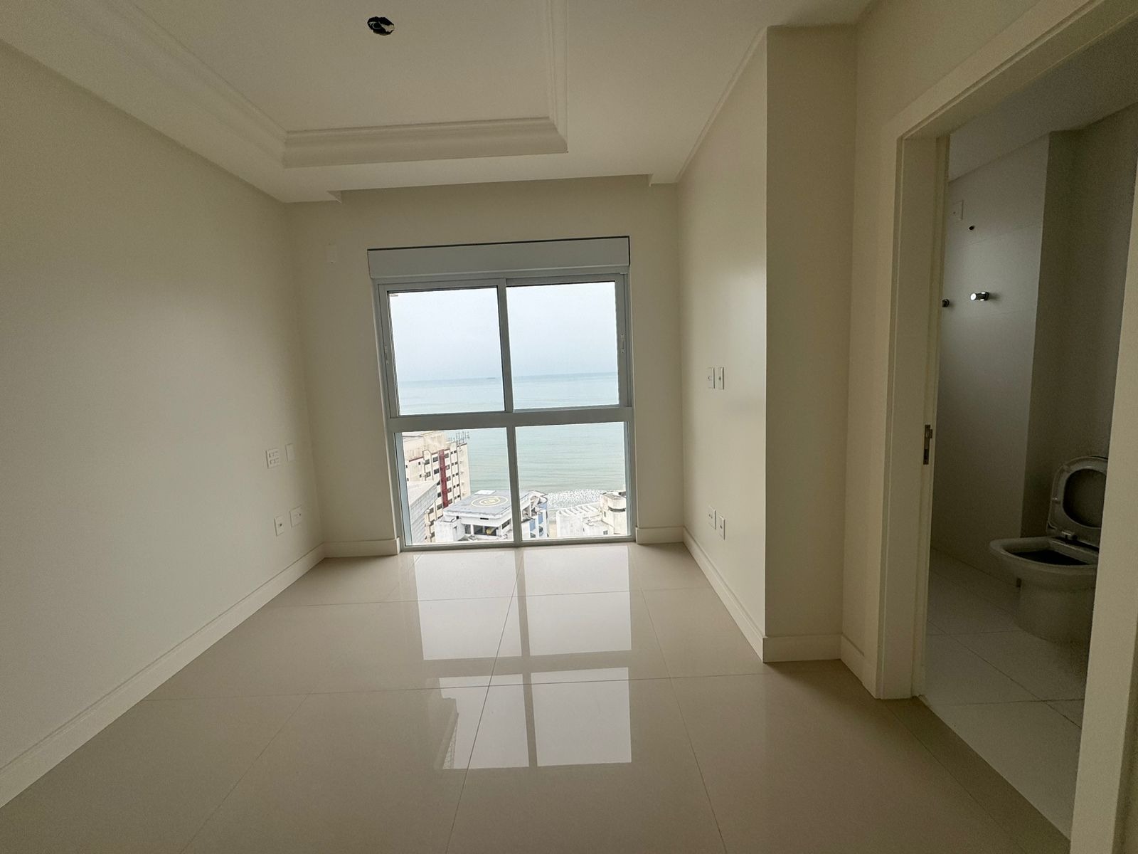 Apartamento à venda com 4 quartos, 167m² - Foto 9