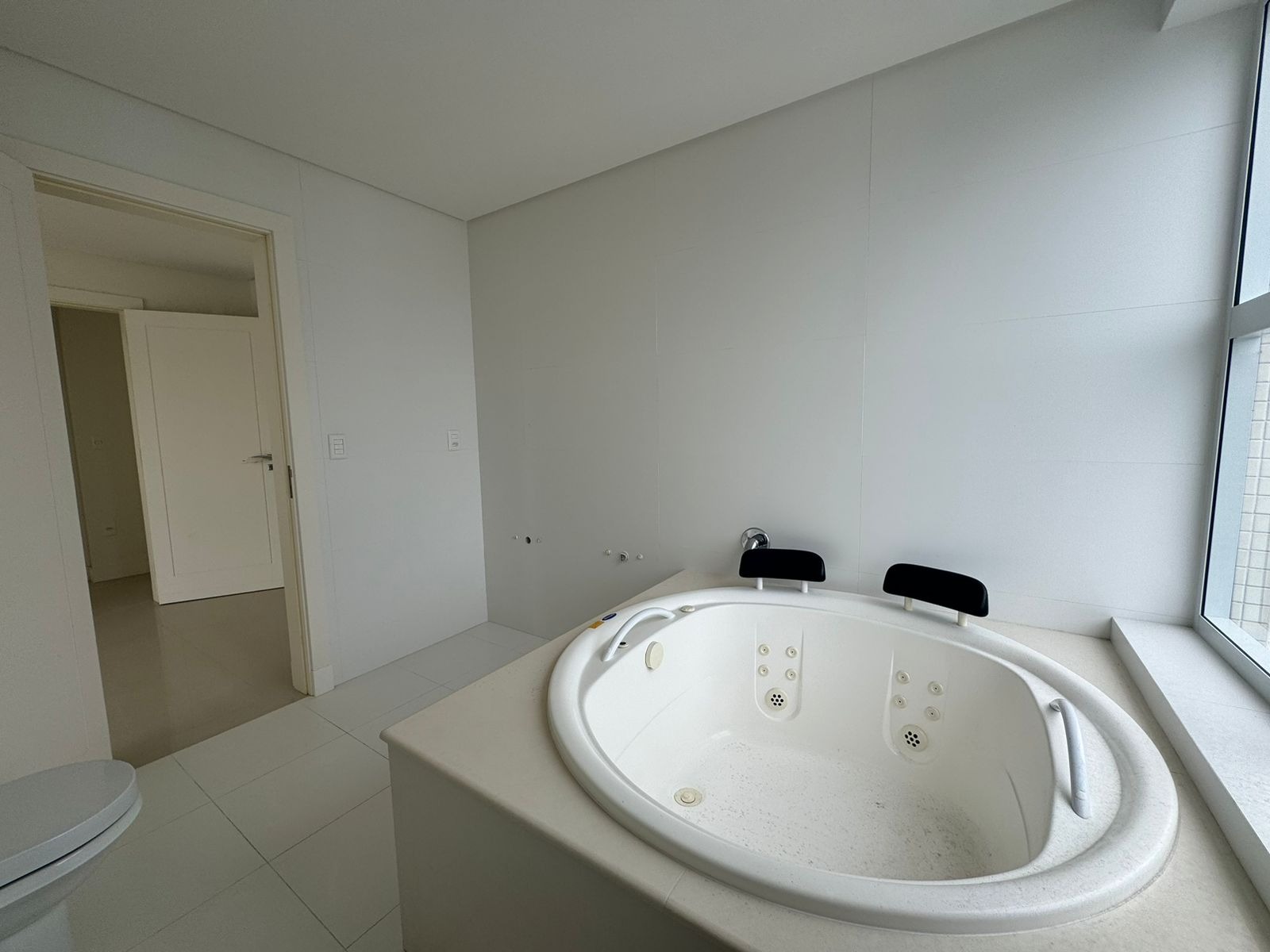 Apartamento à venda com 4 quartos, 167m² - Foto 8