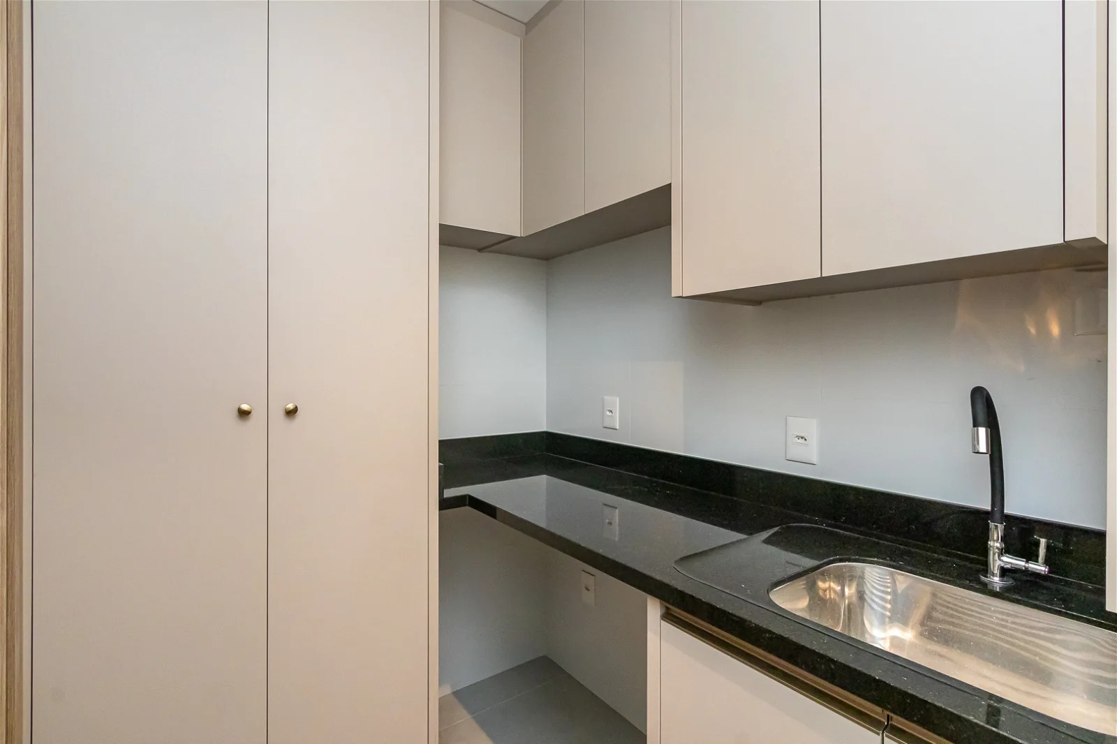 Apartamento à venda com 3 quartos, 126m² - Foto 19