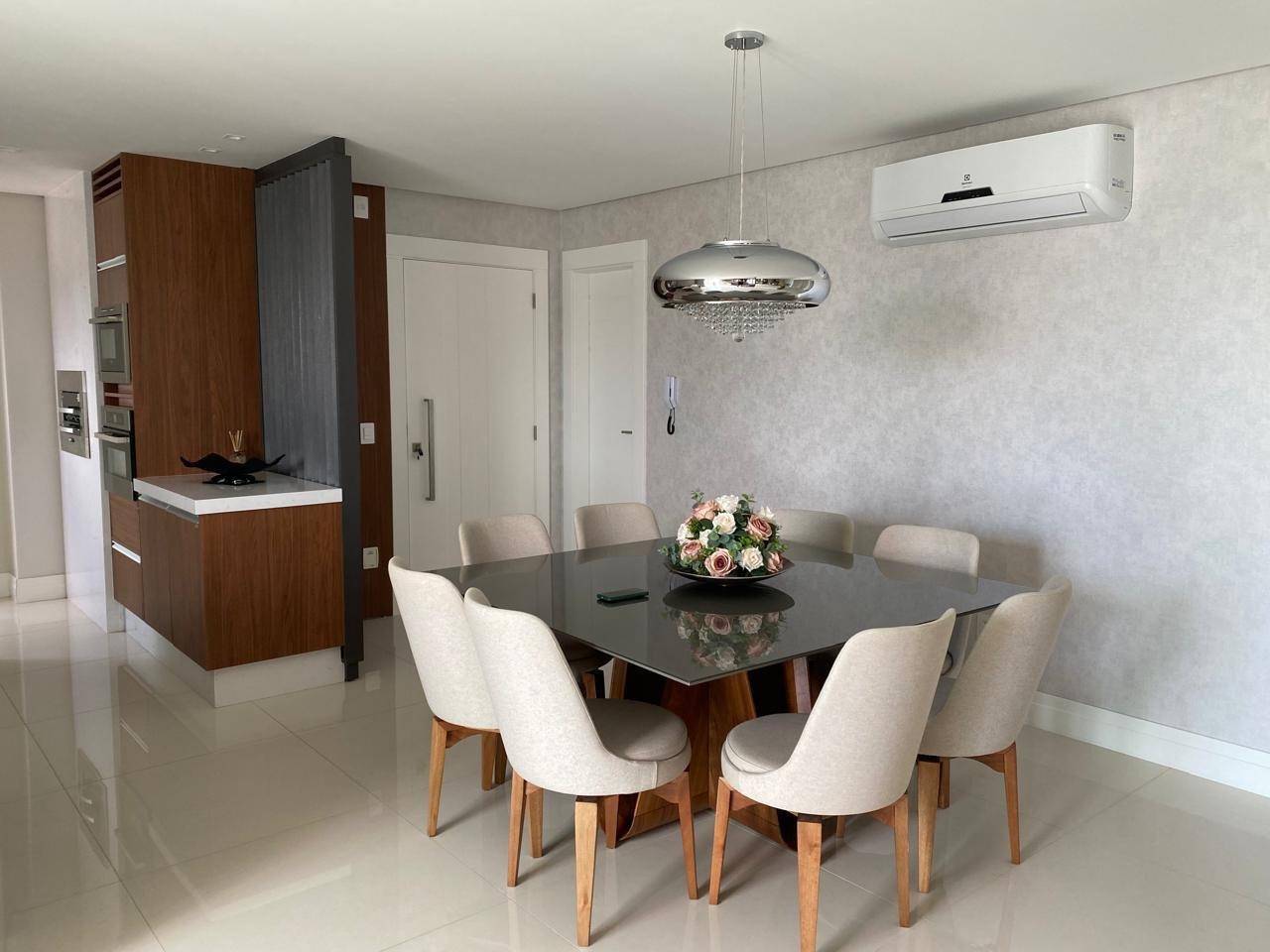 Apartamento para alugar com 3 quartos, 126m² - Foto 8