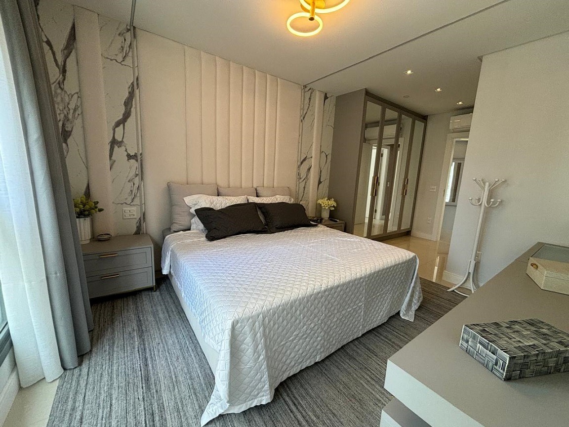 Apartamento à venda com 4 quartos, 182m² - Foto 8