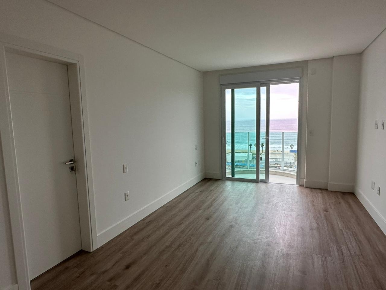 Apartamento à venda com 3 quartos, 150m² - Foto 6