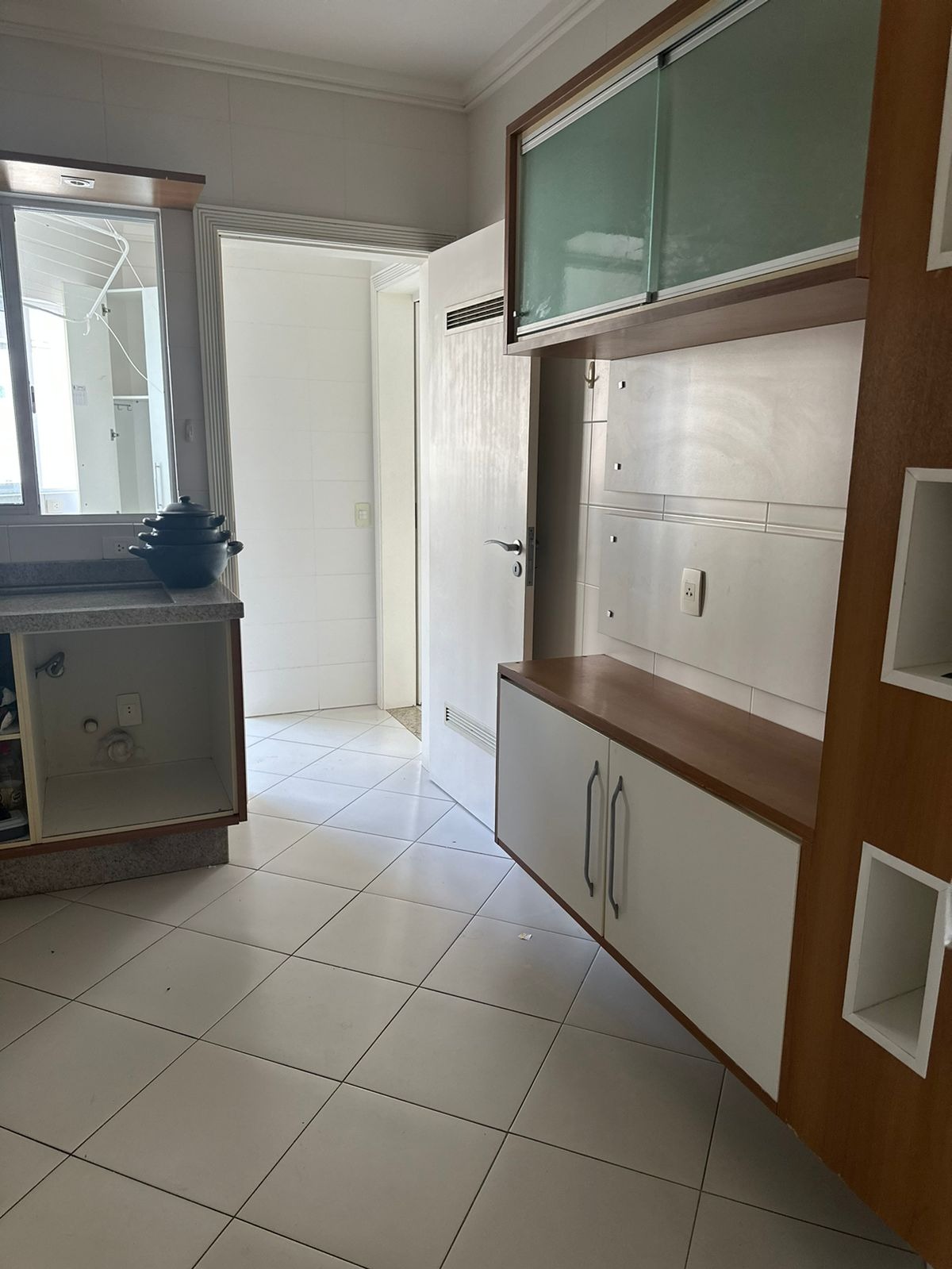 Apartamento à venda com 3 quartos, 124m² - Foto 7