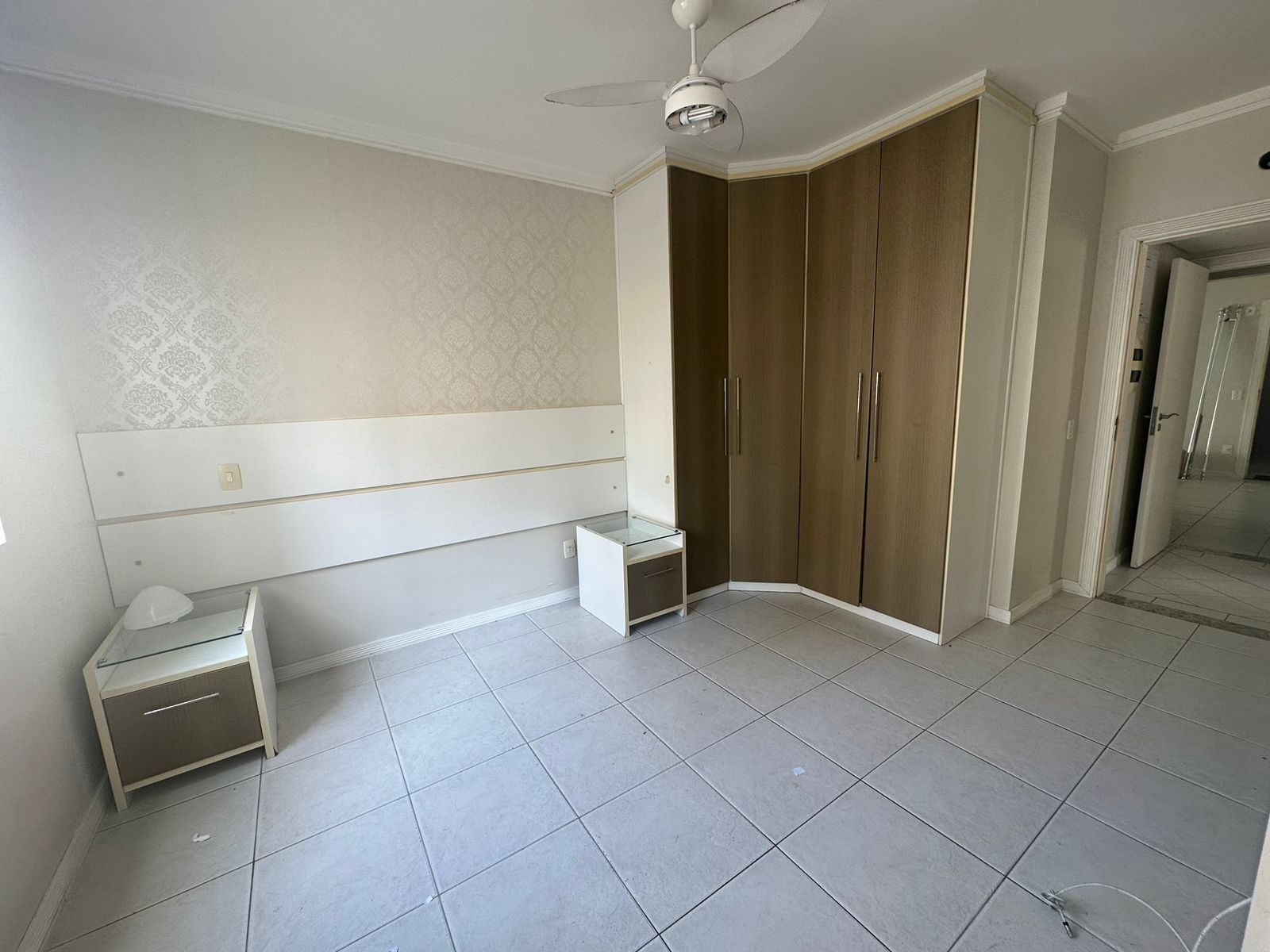 Apartamento à venda com 3 quartos, 124m² - Foto 10