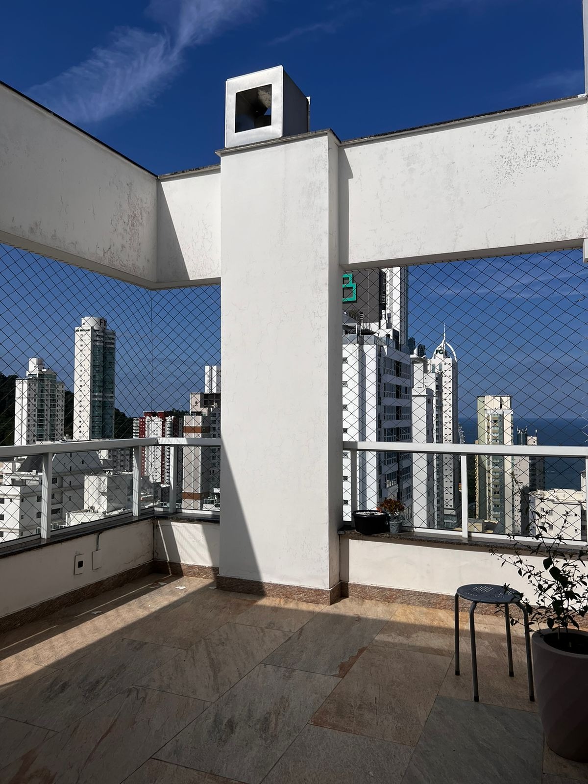 Cobertura à venda com 3 quartos, 236m² - Foto 2