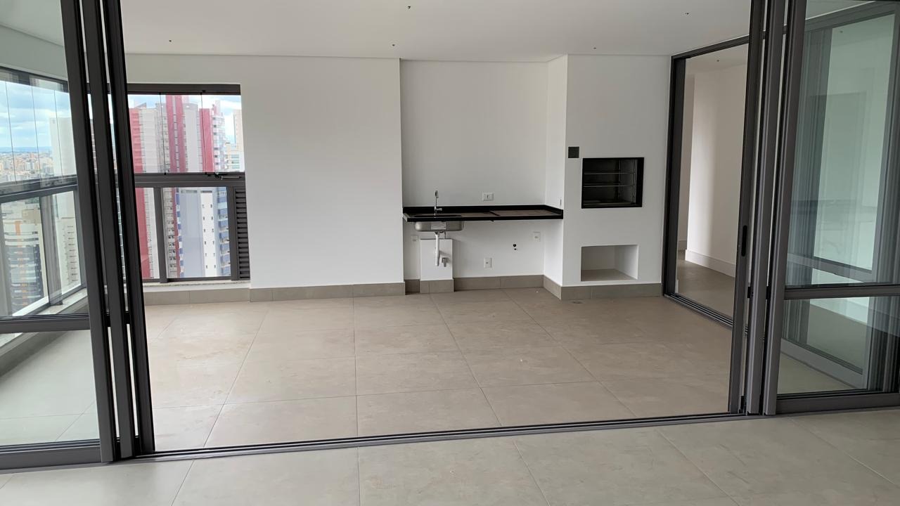 Apartamento à venda com 3 quartos, 181m² - Foto 3