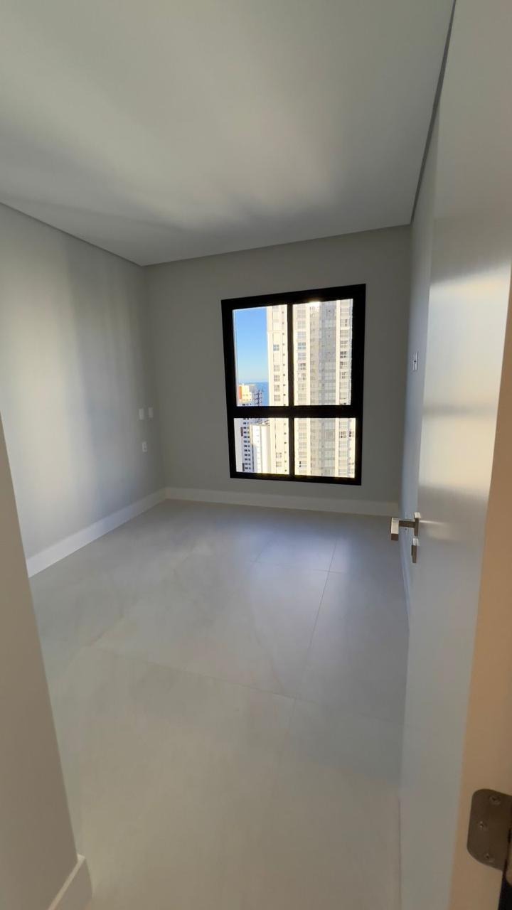 Apartamento à venda com 4 quartos, 136m² - Foto 12