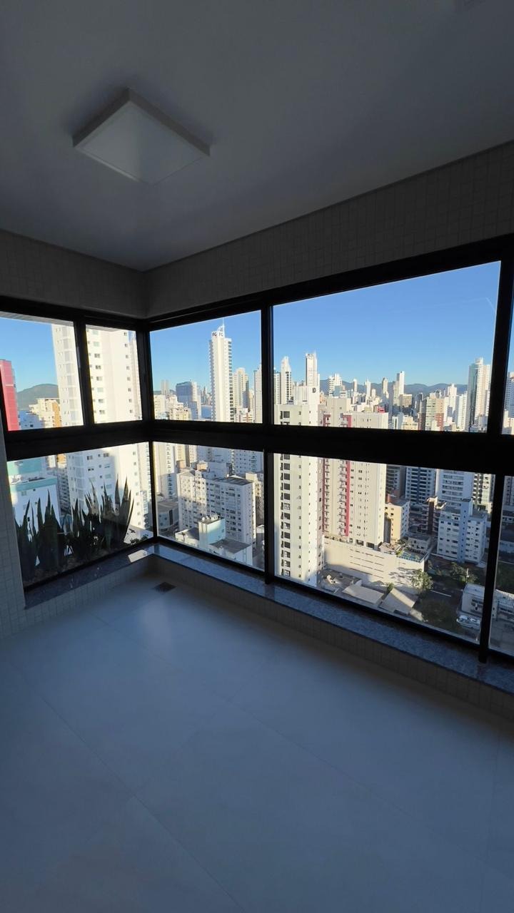 Apartamento à venda com 4 quartos, 136m² - Foto 5