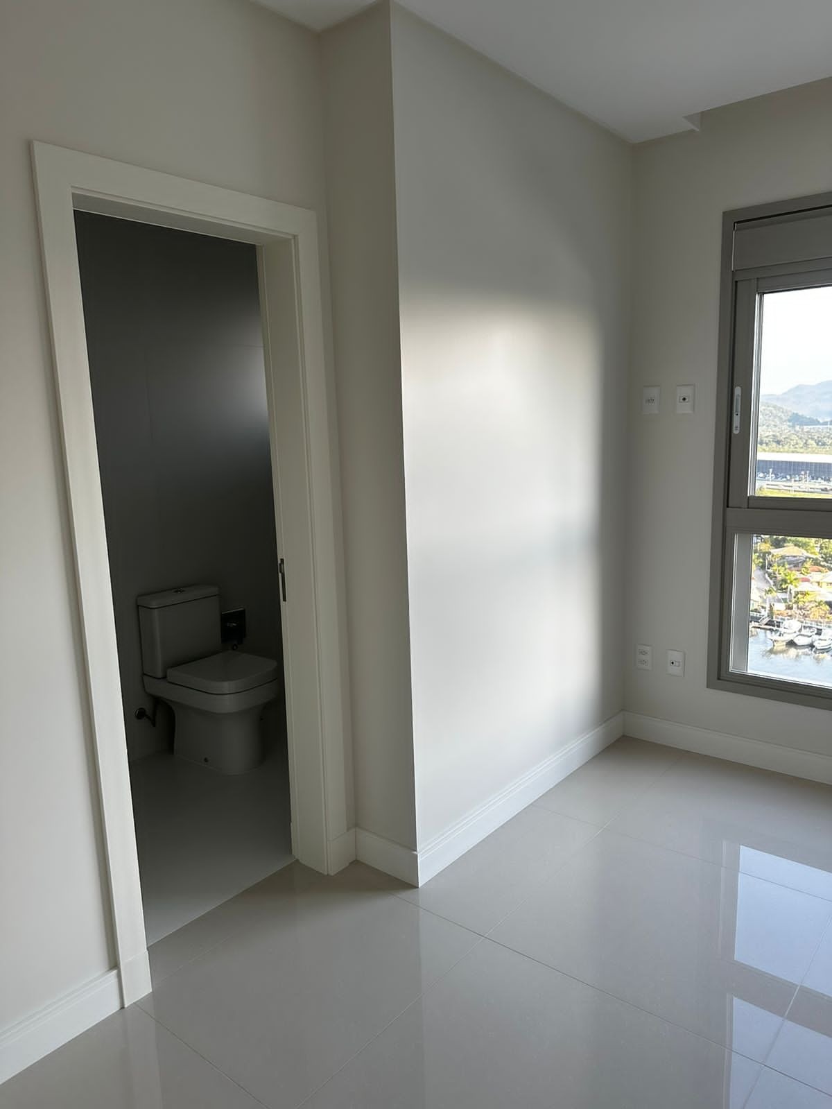 Apartamento à venda com 4 quartos, 160m² - Foto 9