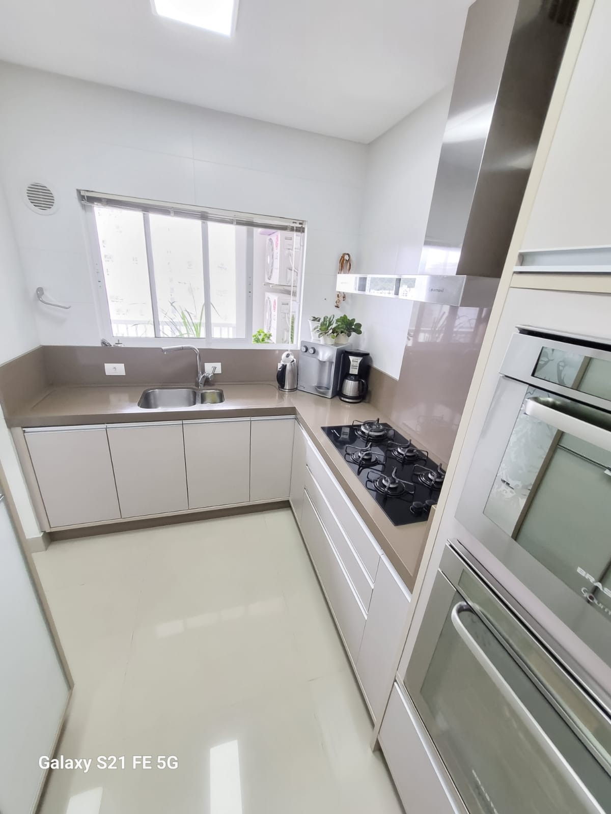 Apartamento à venda com 3 quartos, 135m² - Foto 9