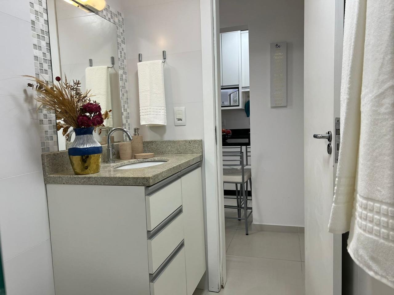 Apartamento à venda com 1 quarto, 40m² - Foto 9