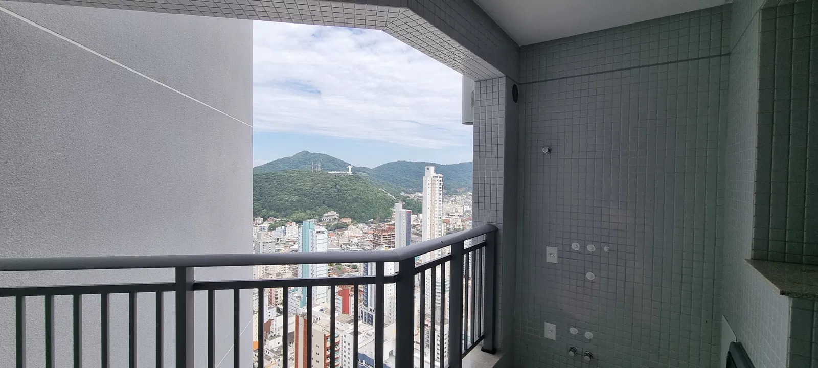 Apartamento à venda com 4 quartos, 182m² - Foto 8