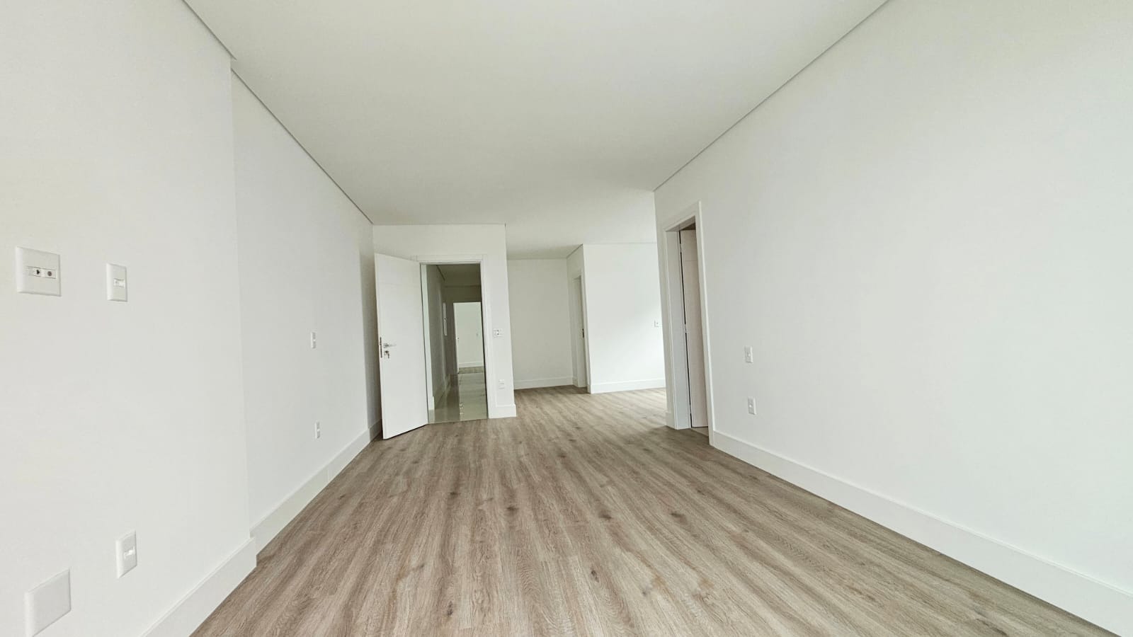 Apartamento à venda com 3 quartos, 150m² - Foto 14