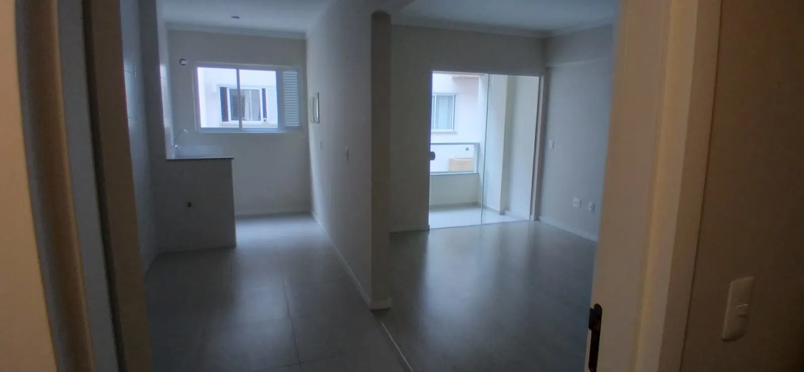 Apartamento à venda com 2 quartos, 63m² - Foto 28