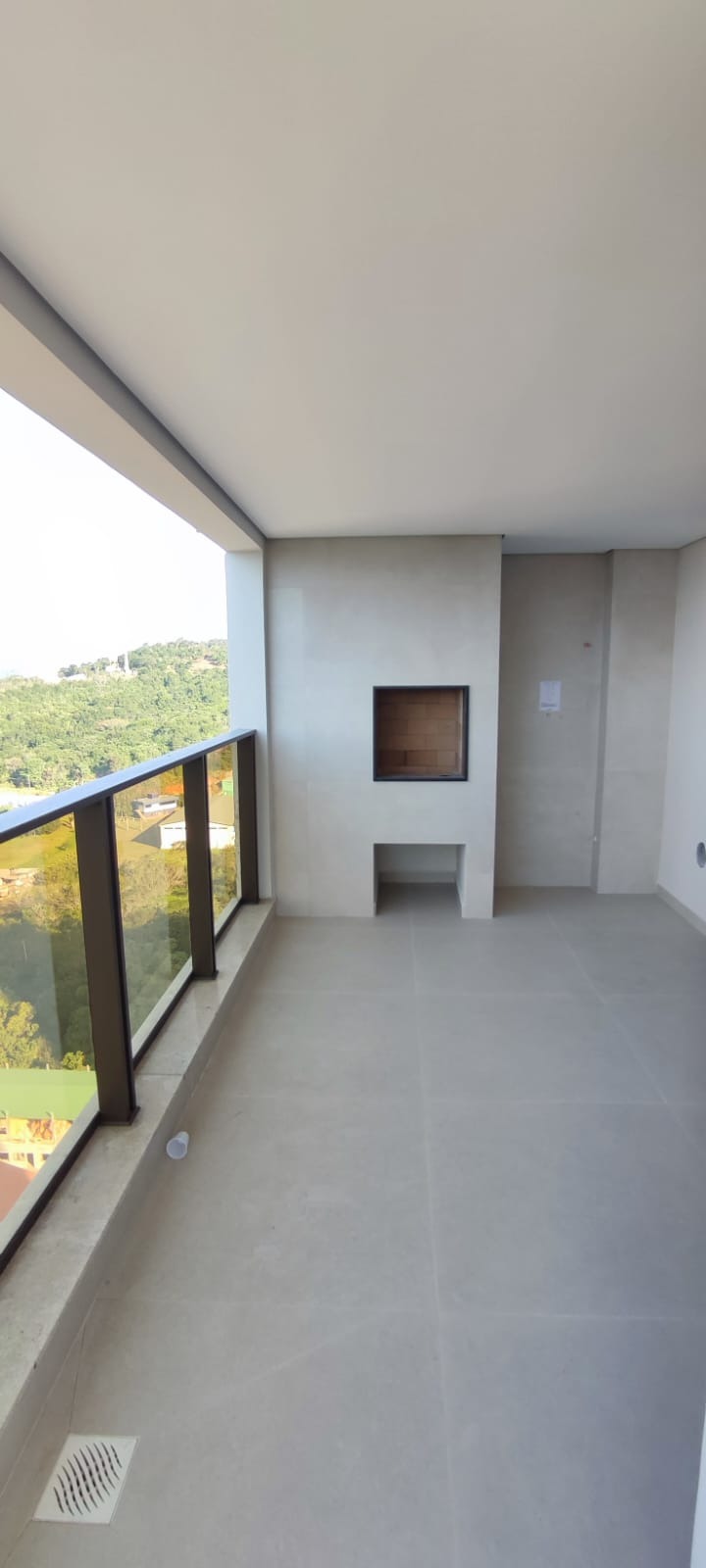 Apartamento à venda com 3 quartos, 118m² - Foto 1