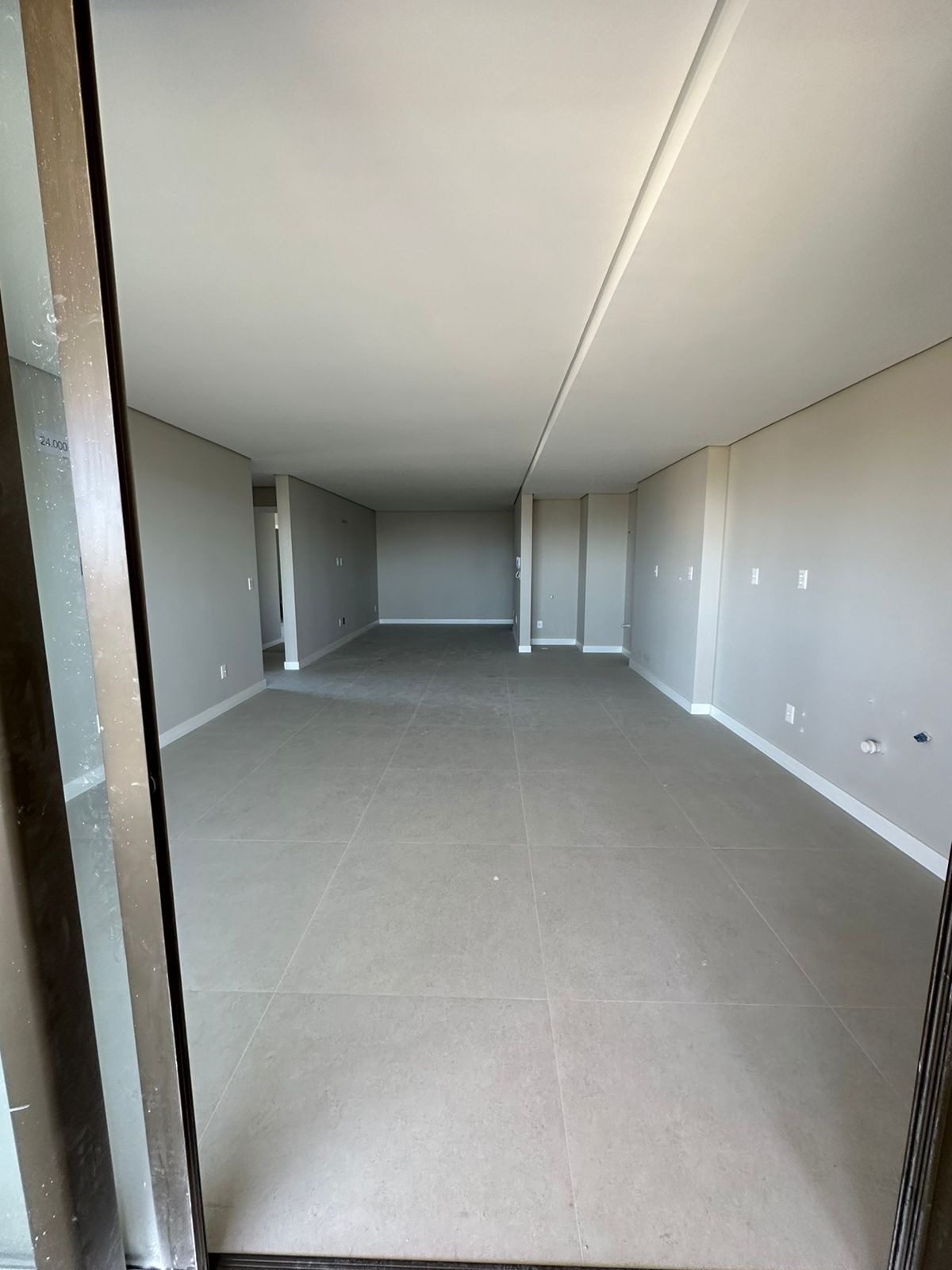 Apartamento à venda com 3 quartos, 121m² - Foto 5