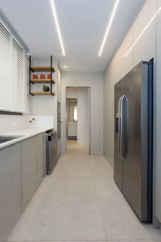 Apartamento à venda com 3 quartos, 172m² - Foto 9