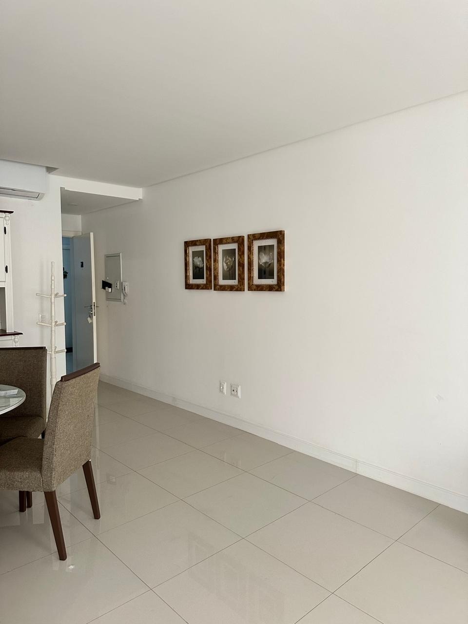 Apartamento para alugar com 1 quarto, 57m² - Foto 8