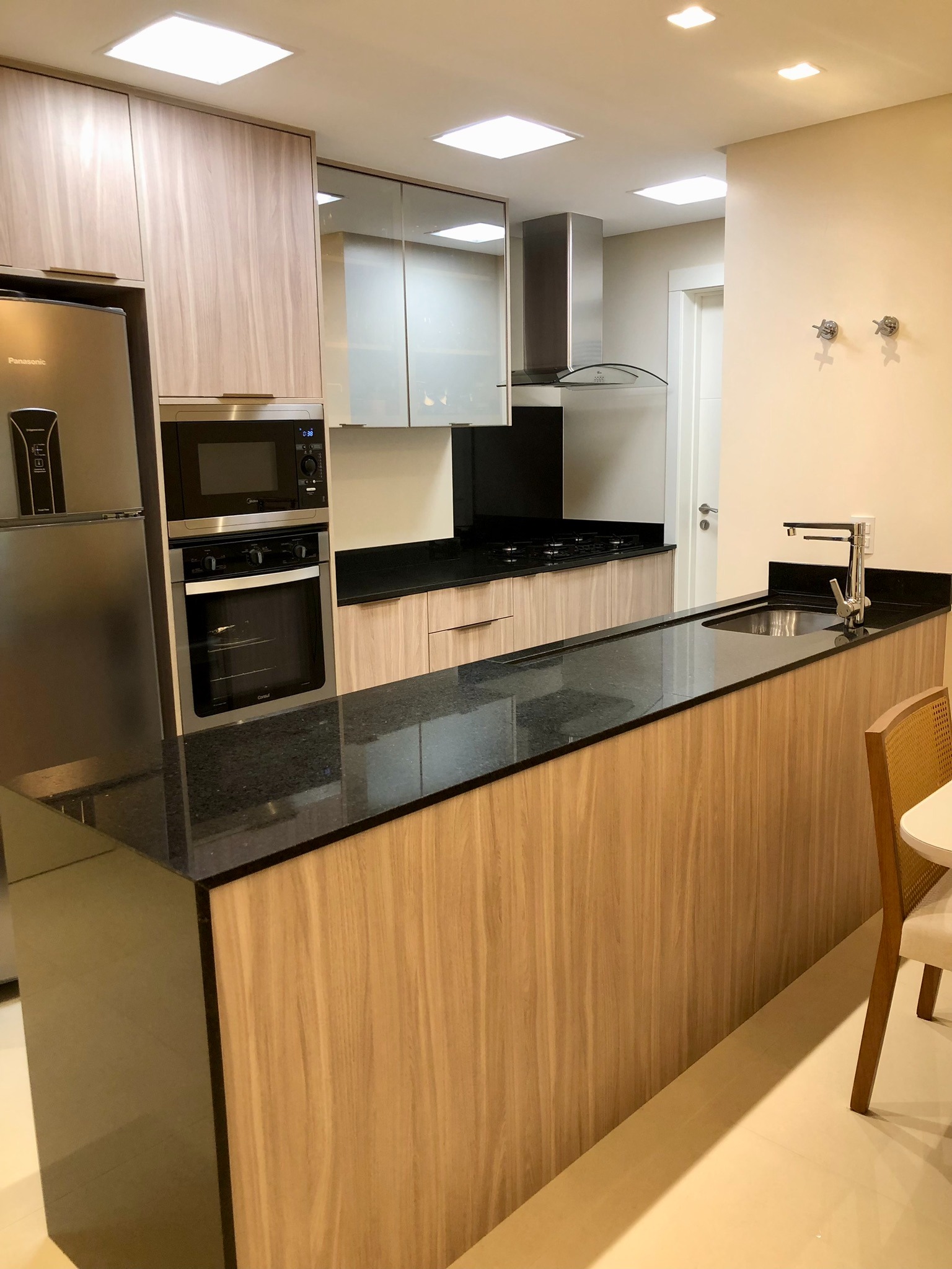 Apartamento à venda com 3 quartos, 114m² - Foto 4