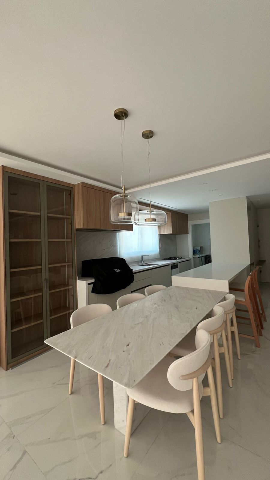 Apartamento à venda com 4 quartos, 150m² - Foto 1