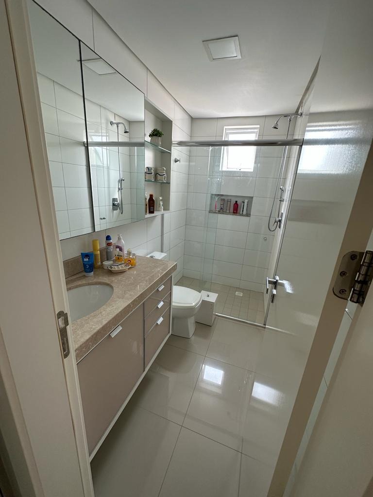 Apartamento à venda com 3 quartos, 118m² - Foto 9