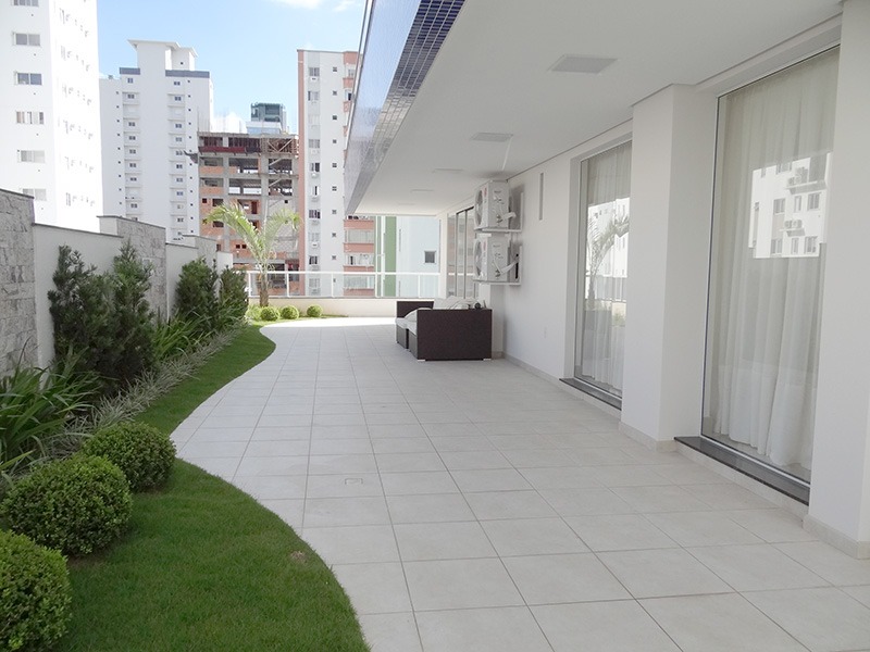 Apartamento à venda com 3 quartos, 118m² - Foto 14