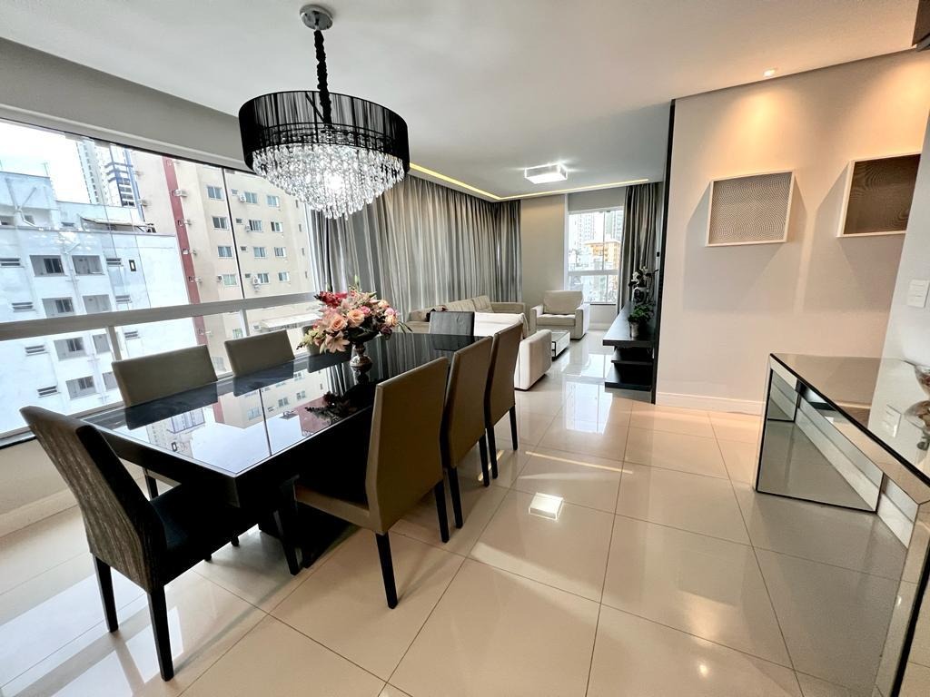 Apartamento à venda com 3 quartos, 118m² - Foto 5