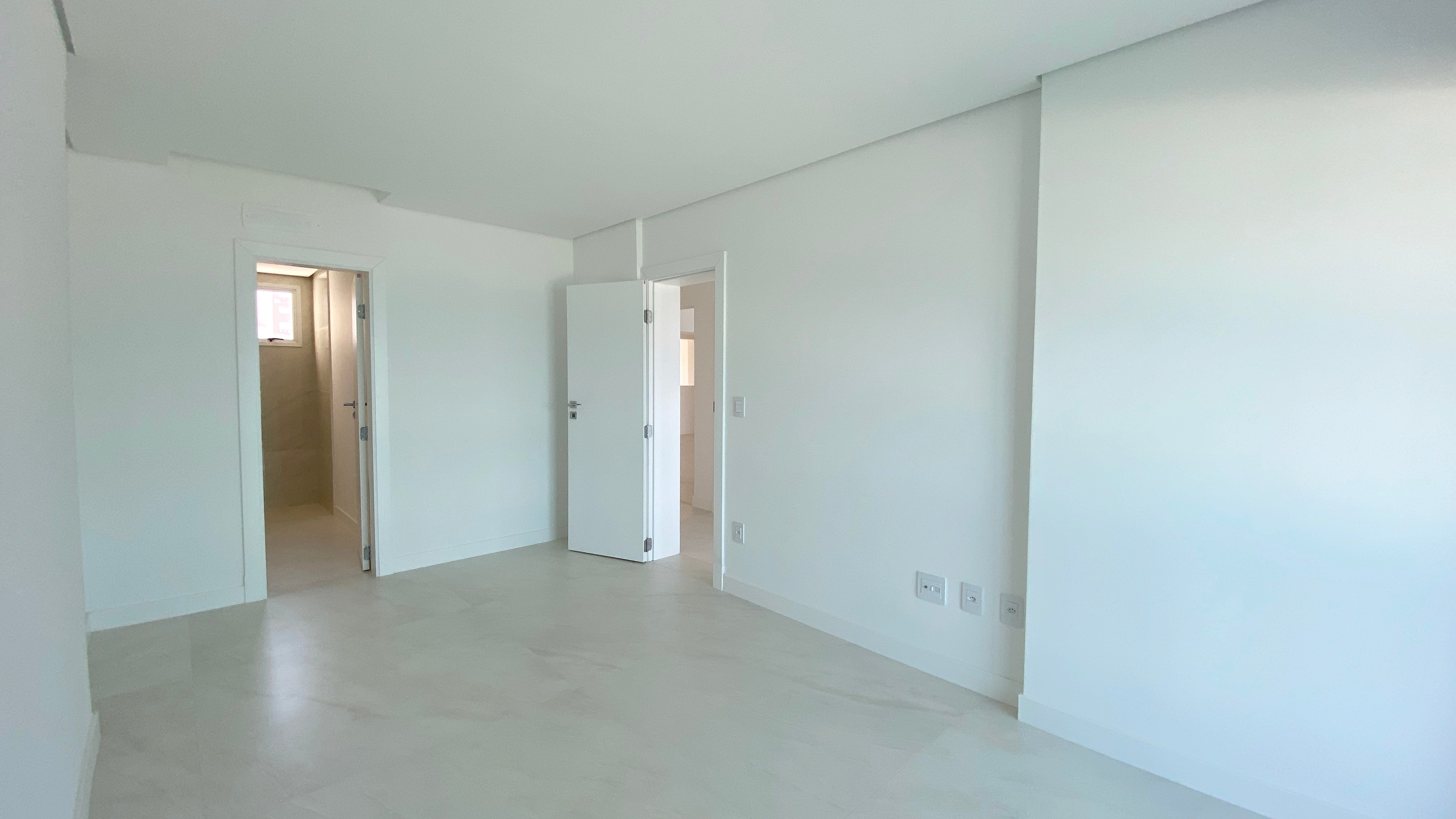 Apartamento à venda com 3 quartos, 145m² - Foto 17