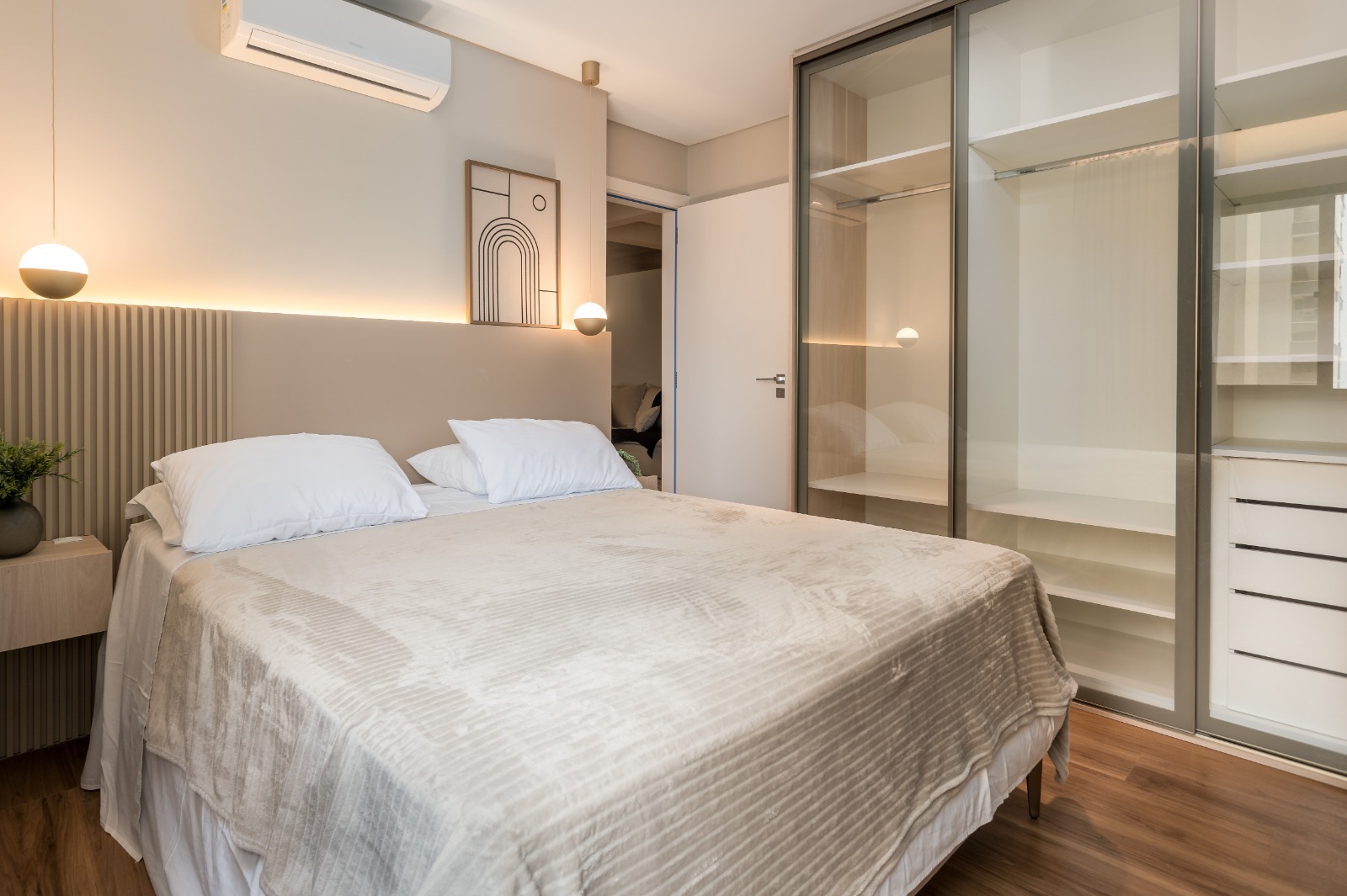 Apartamento à venda com 3 quartos, 180m² - Foto 15