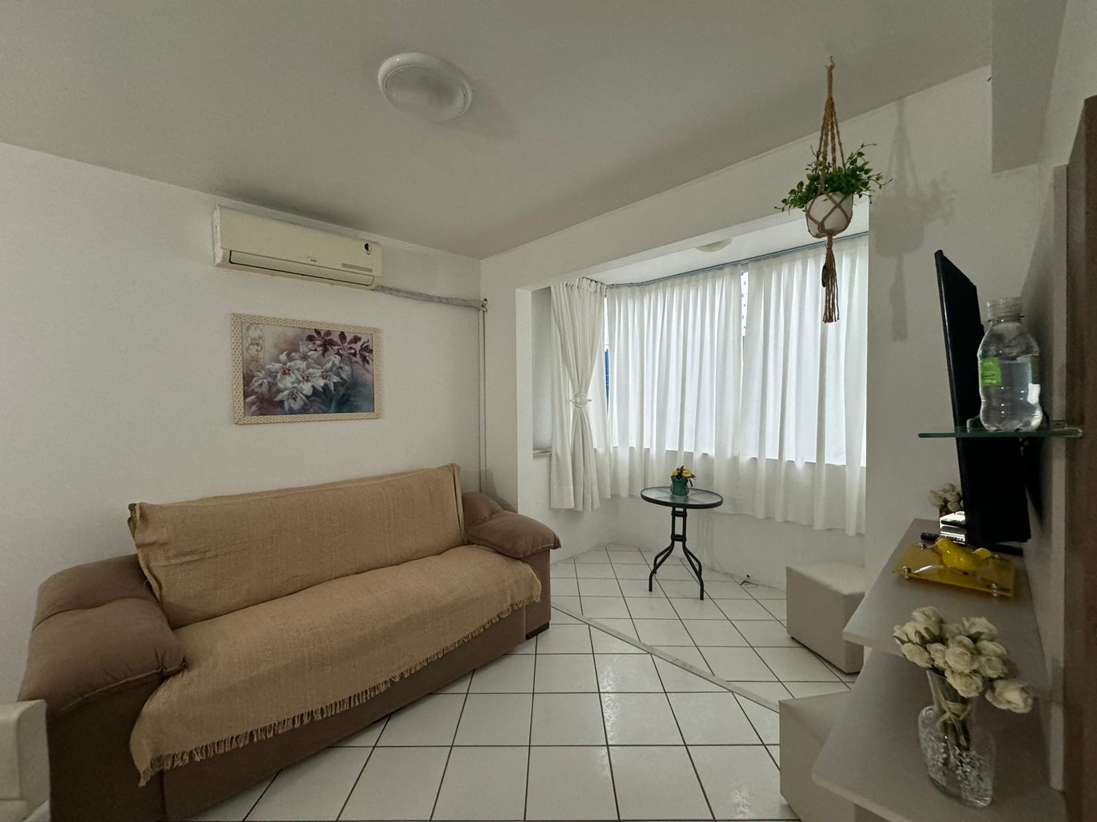 Apartamento à venda com 2 quartos, 65m² - Foto 4