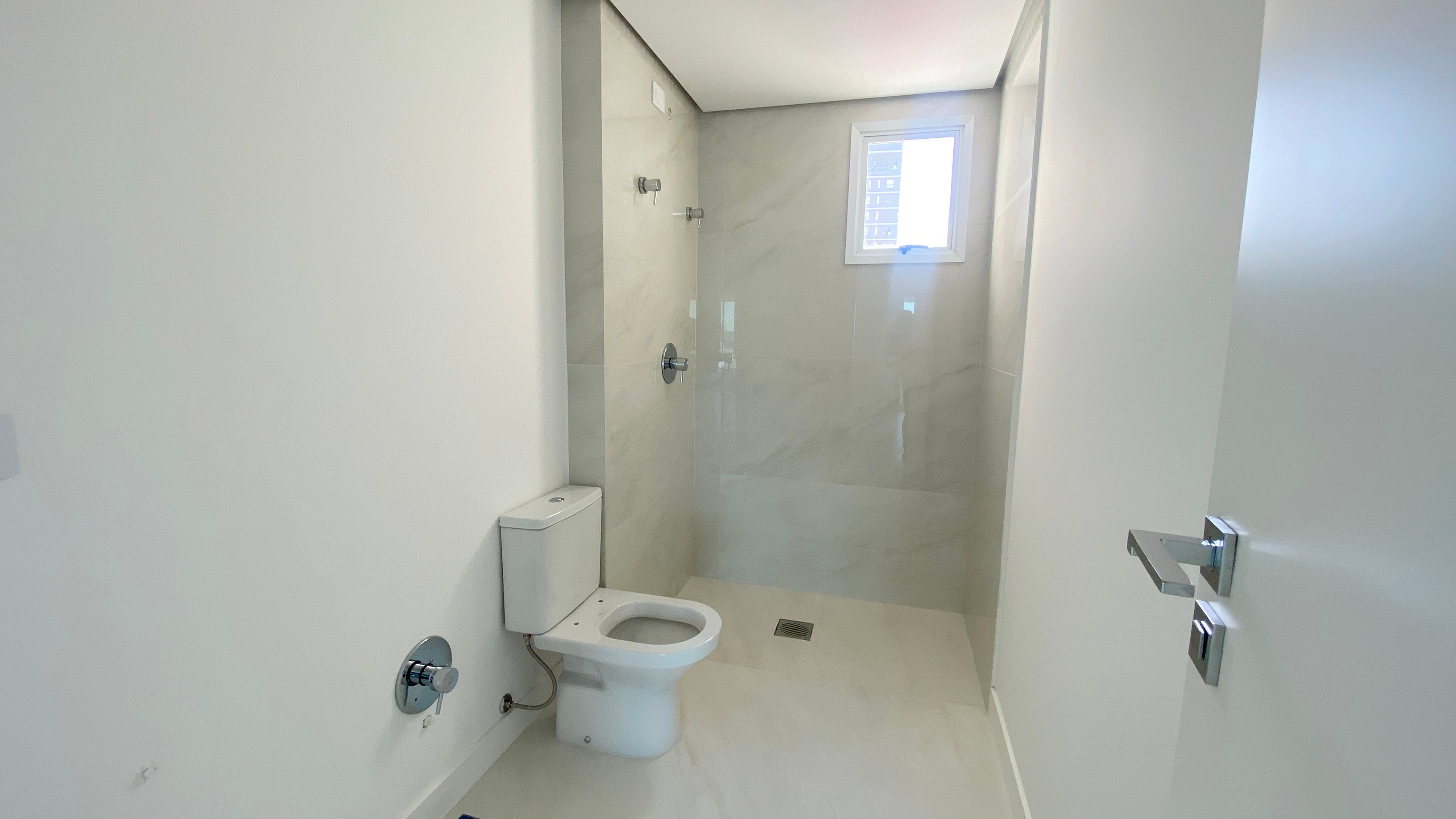 Apartamento à venda com 3 quartos, 145m² - Foto 18